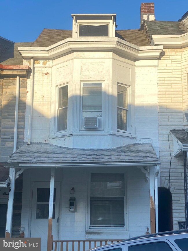 543 S 17 1/2 St, Reading, PA 19606 - photo 2