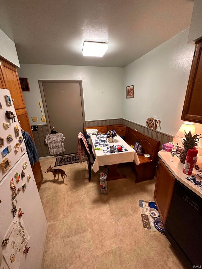 3205 S Jefferson St, Muncie, IN 47302 - photo 2