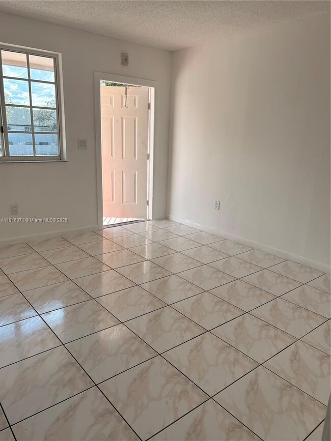 10805 SW 86th St unit 15, Miami, FL 33173 - photo 6
