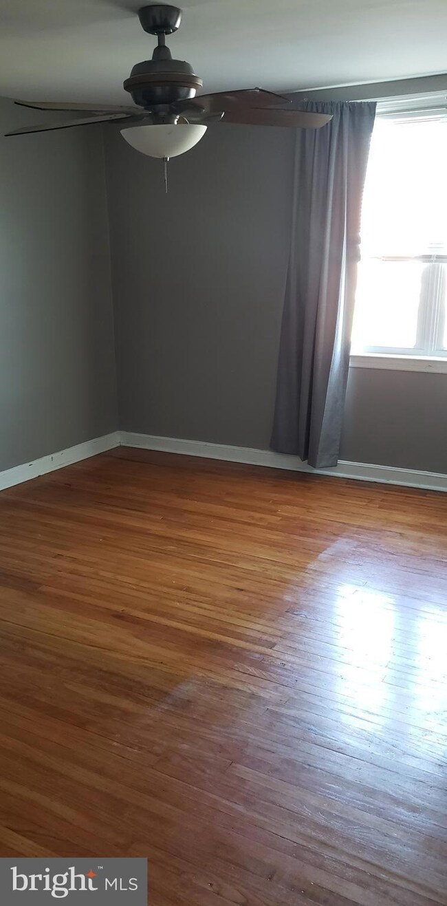 3 Stratford Rd, Glenolden, PA 19036 - photo 7