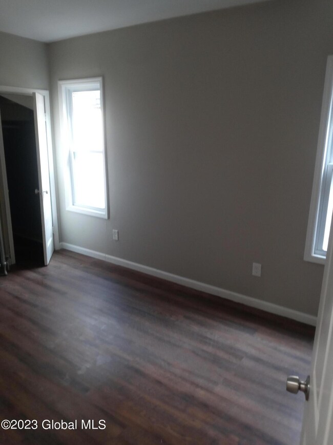 205 N Lake Ave unit 1st, Albany, NY 12206 - photo 6