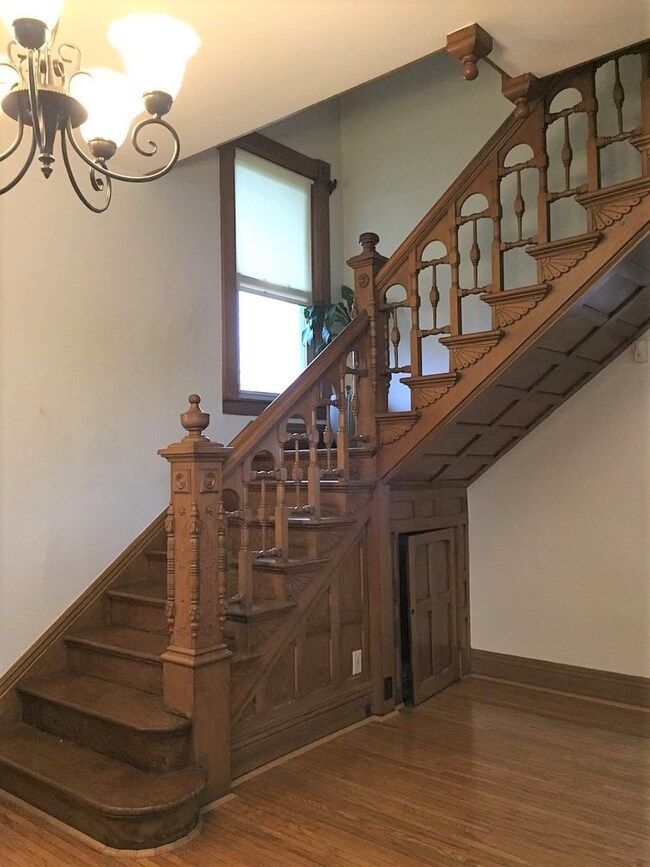 403 W Walnut St, Princeton, IN 47670 - photo 3