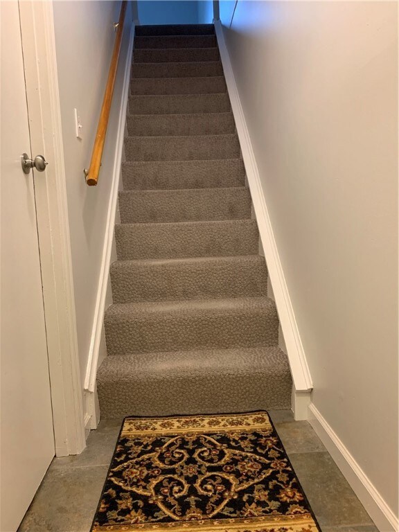 Entry stairs to main level.