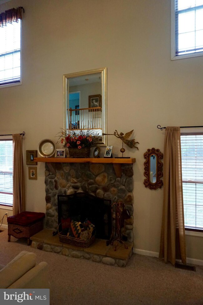 818 Grimaldi Way, Hedgesville, WV 25427 - photo 4