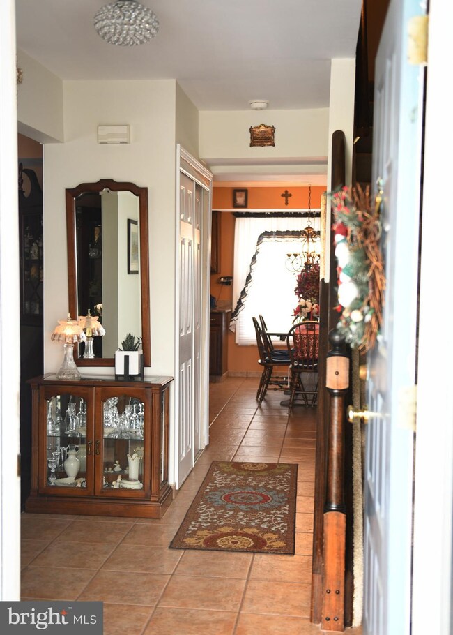 53 Appletree Ln, Sewell, NJ 08080 - photo 6