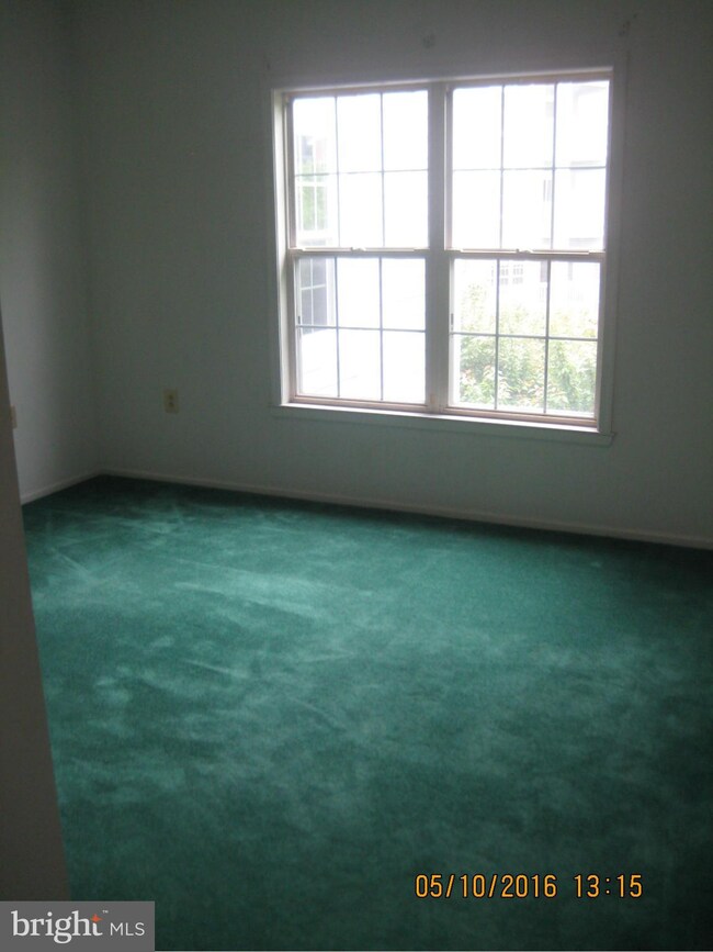 9211 Groffs Mill Dr, Owings Mills, MD 21117 - photo 7