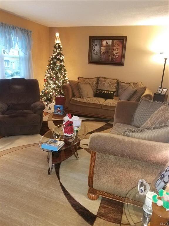 1239 Eagle St, Allentown, PA 18106 - photo 4