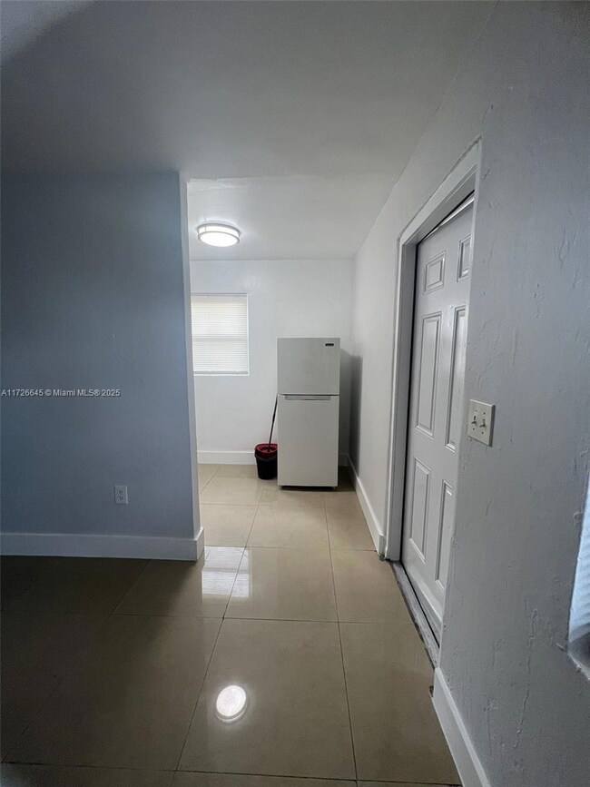 1285 NW 60th St unit 4, Miami, FL 33142 - photo 4