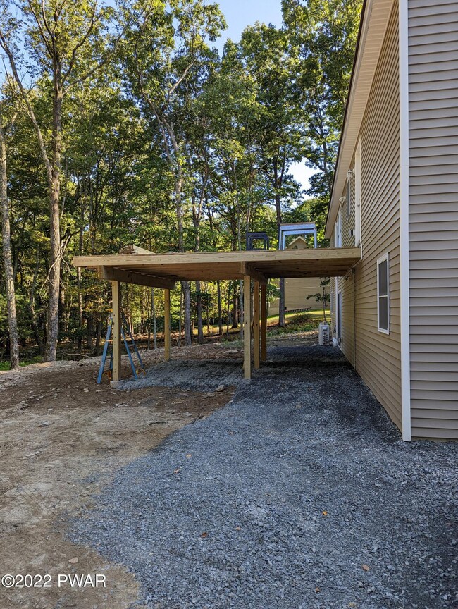 152 Bayberry Dr, Milford, PA 18337 - photo 5