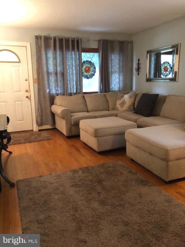 788 George Ave, Essex, MD 21221 - photo 5