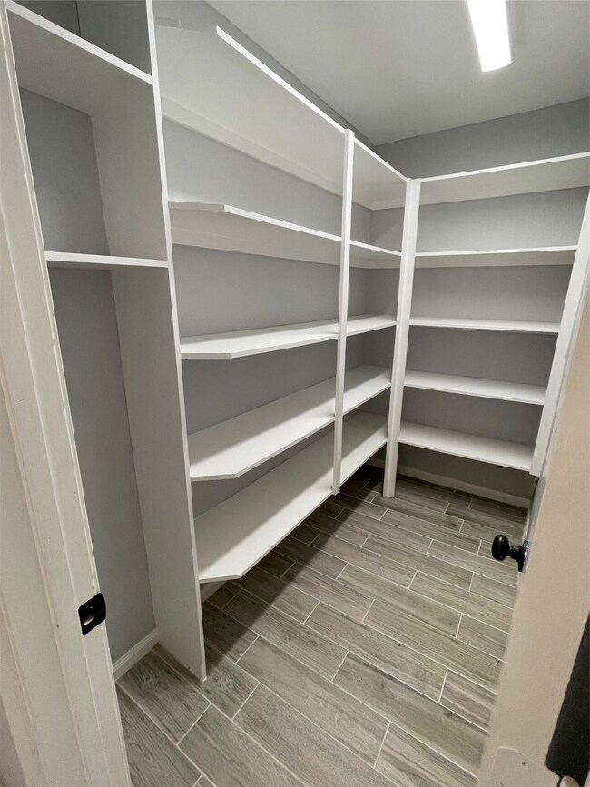 17019 Townes Rd, Friendswood, TX 77546 - photo 5