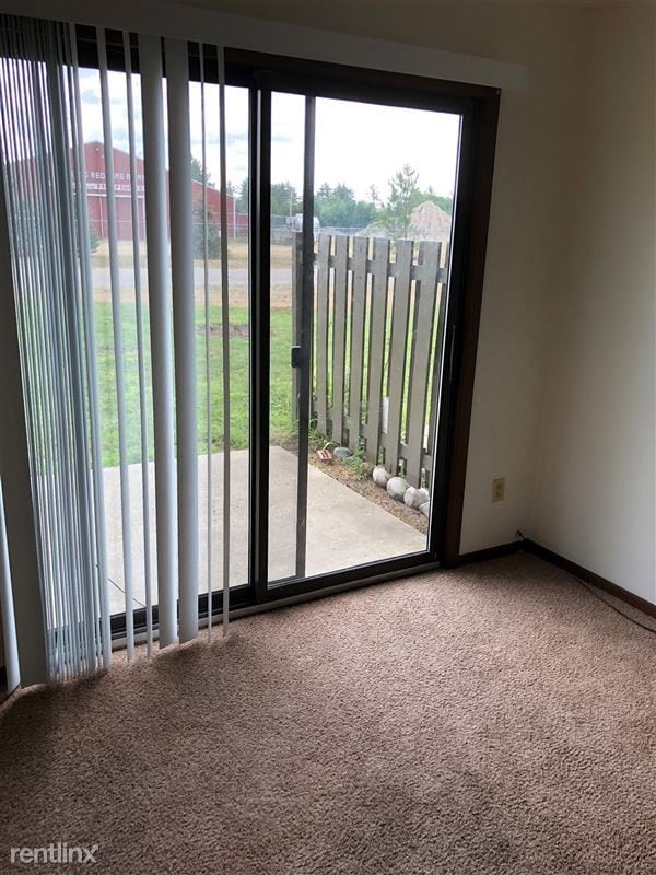 420 Hannah St, Roscommon, MI 48653 - photo 5