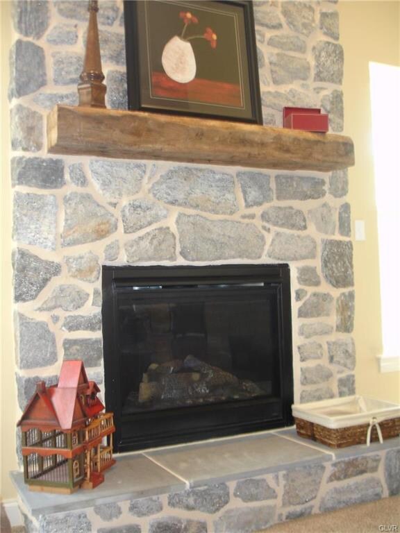 3249 Bleiler Rd, Emmaus, PA 18049 - photo 4