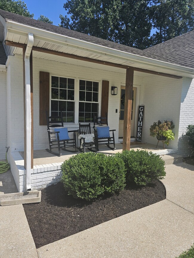 580 Fox Run Ln, Lafayette, TN 37083 - photo 3