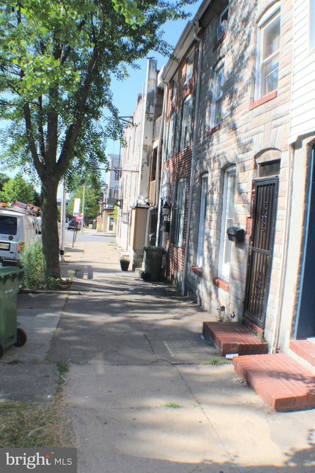 70 S Carrollton Ave, Baltimore, MD 21223 - photo 2