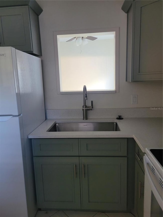 10485 Carrollbrook Cir unit 120, Tampa, FL 33618 - photo 5