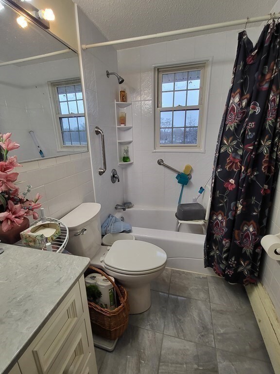 418 Meadow St unit F11 aka 84, Agawam, MA 01001 - photo 6