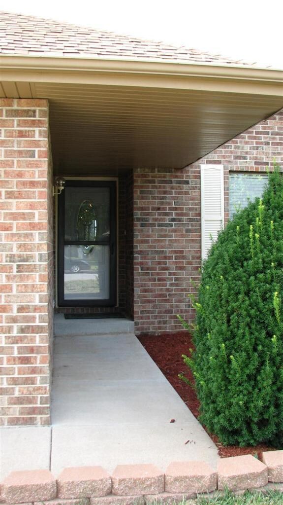 407 Slim Wilson Blvd, Nixa, MO 65714 - photo 2
