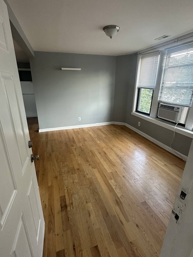 2606 W Le Moyne St unit 3, Chicago, IL 60622 - photo 4