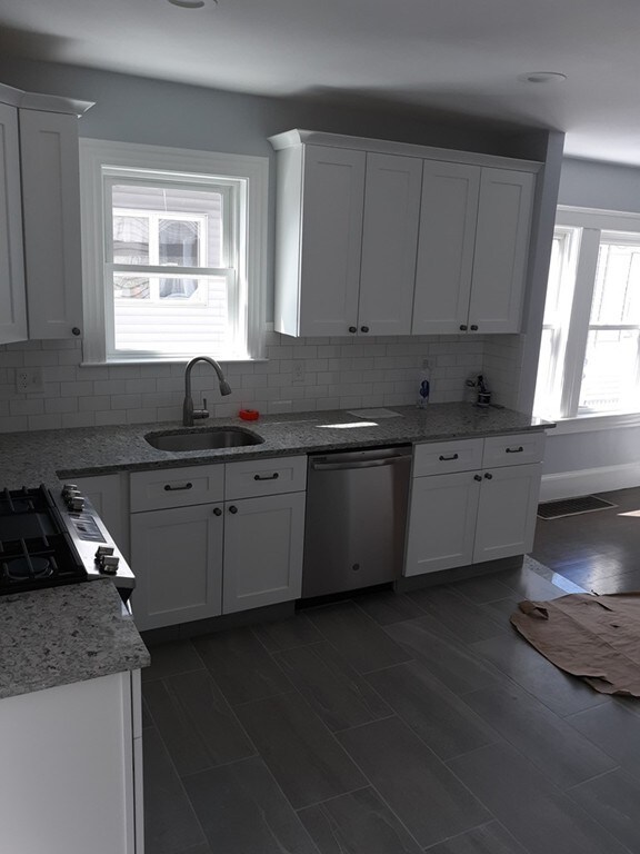 1185 Salem St, Malden, MA 02148 - photo 7