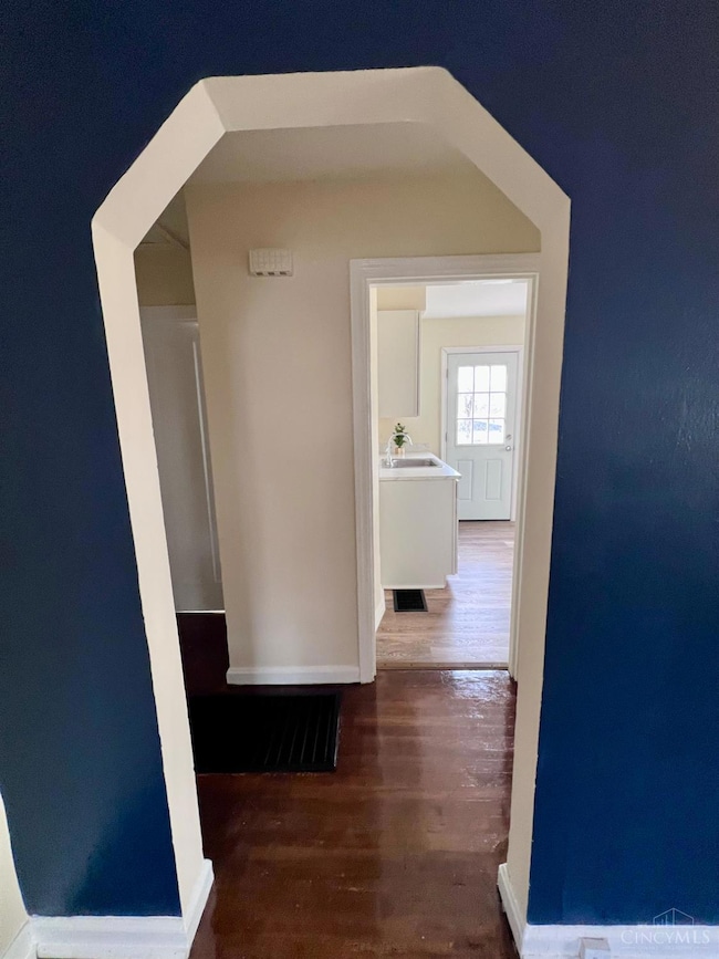 5305 Charloe St, Cincinnati, OH 45227 - photo 5