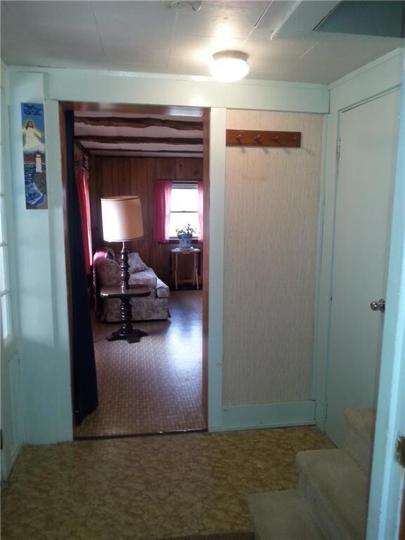 Front entry way with coat closet