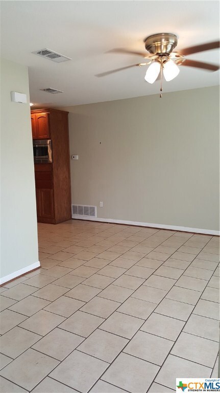 107 E Washington Ave, Copperas Cove, TX 76522 - photo 3