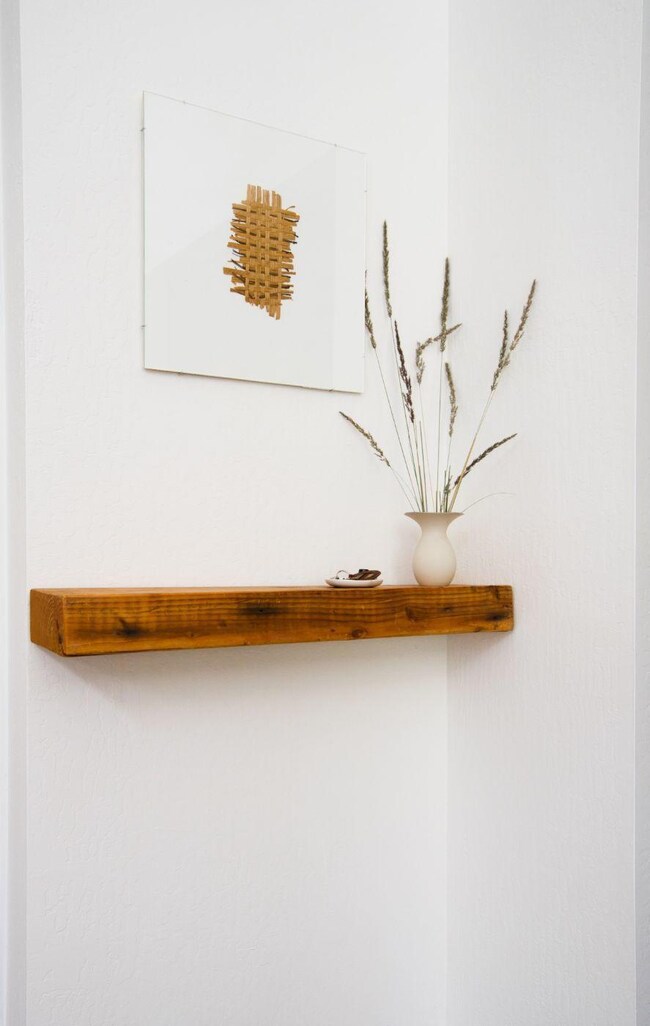 Key shelf