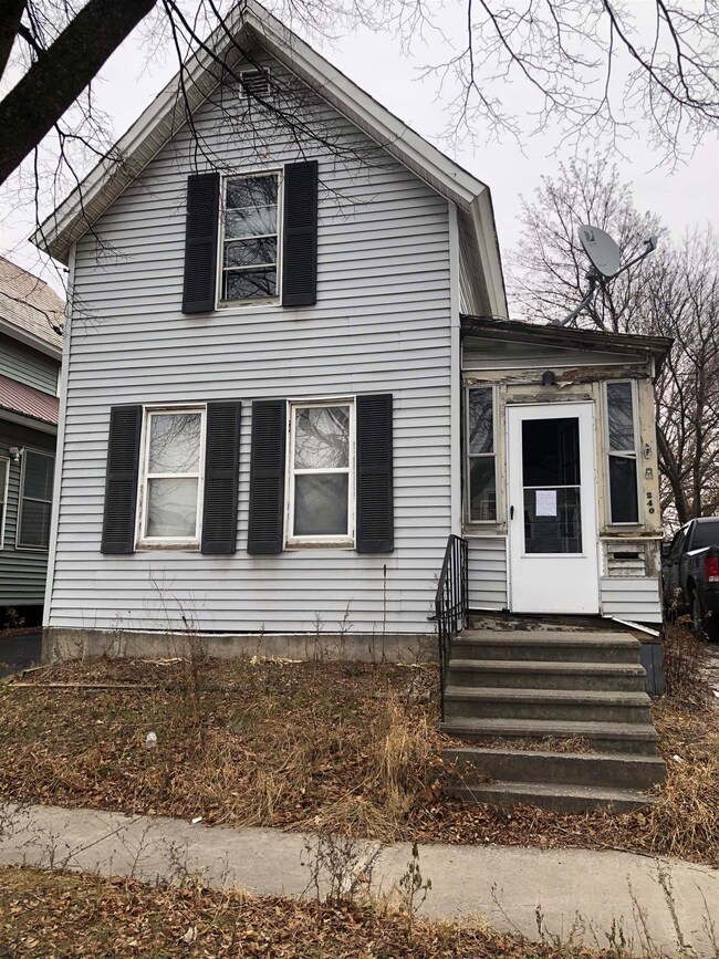 240 N Champlain St, Burlington, VT 05401 - photo 2