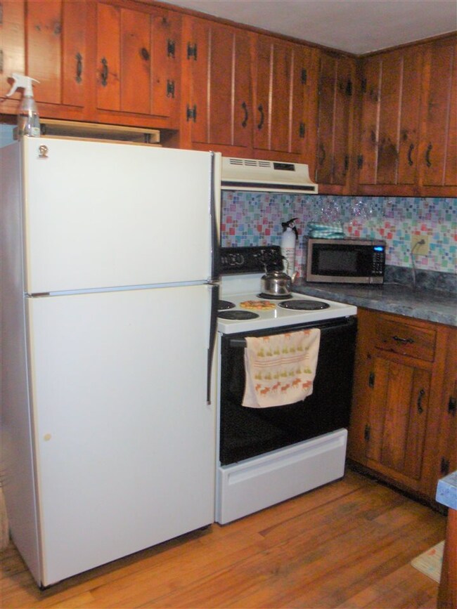 235 Huckle Hill Rd, Bernardston, VT 01337 - photo 6