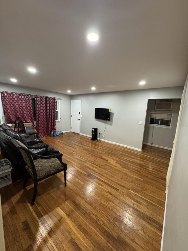 9119 Smith Ave unit FIRST FLOOR, North Bergen, NJ 07047 - photo 3