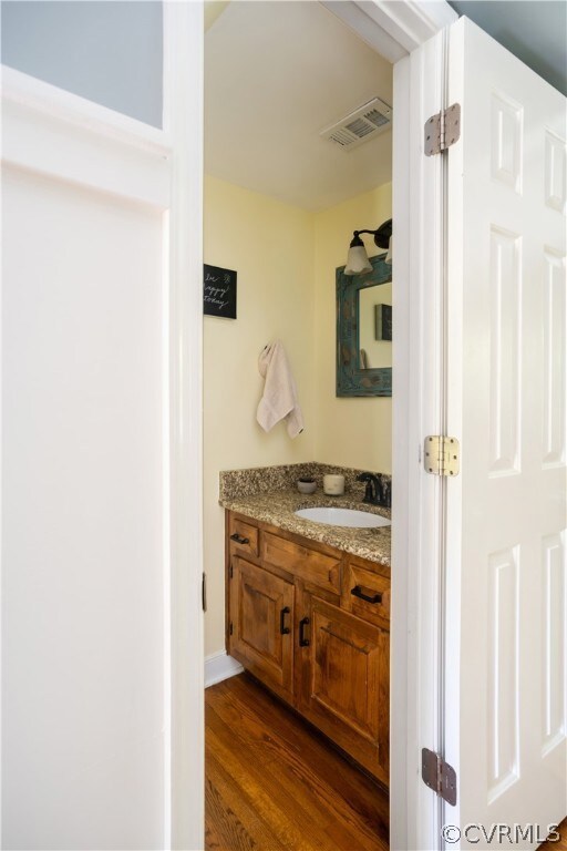 Powder room