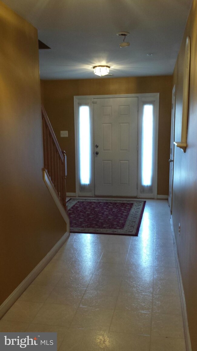 1223 Ring Bill Loop, Upper Marlboro, MD 20774 - photo 3