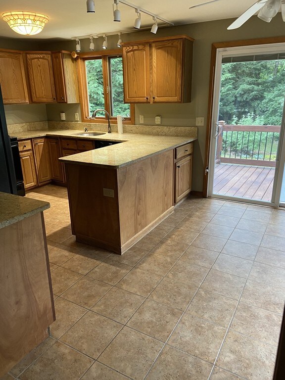 54 Bellingham Rd, Blackstone, MA 01504 - photo 7