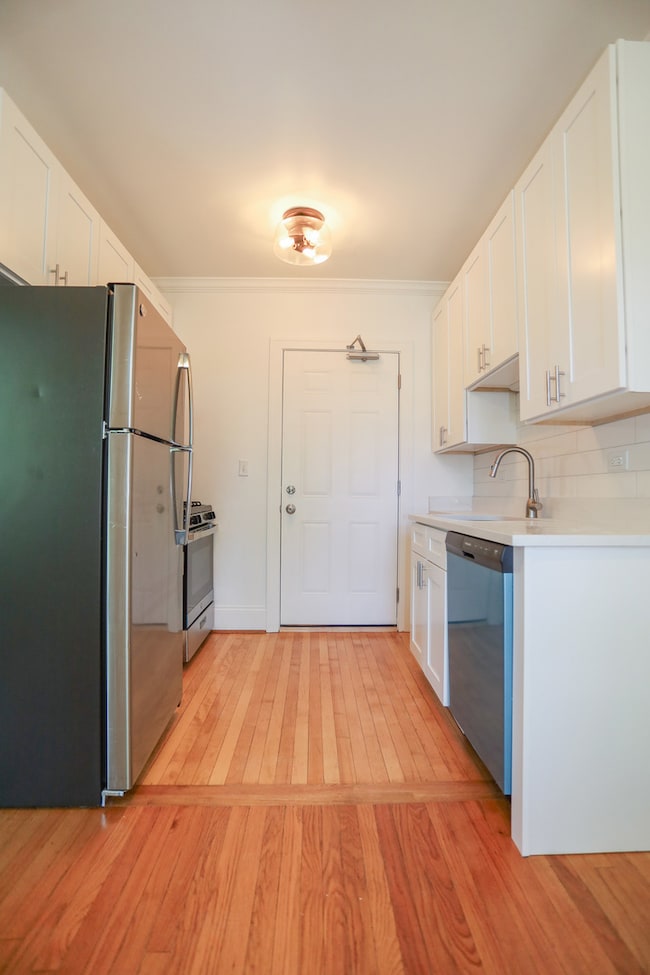 4400 N Hamilton Ave unit 2S, Chicago, IL 60625 - photo 7