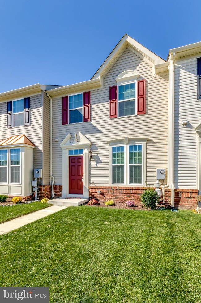 17 Erie Place, Falling Waters, WV 25419 - photo 2