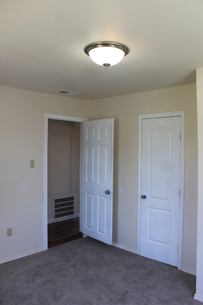 1212 Canal St, Odessa, TX 79765 - photo 6