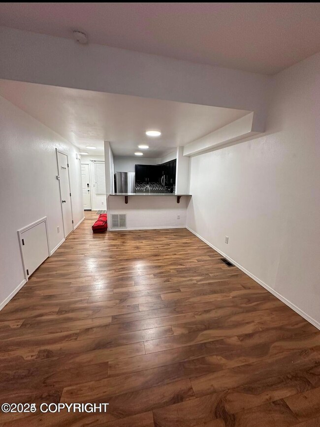 10212 Jamestown Dr unit 102D, Anchorage, AK 99507 - photo 5