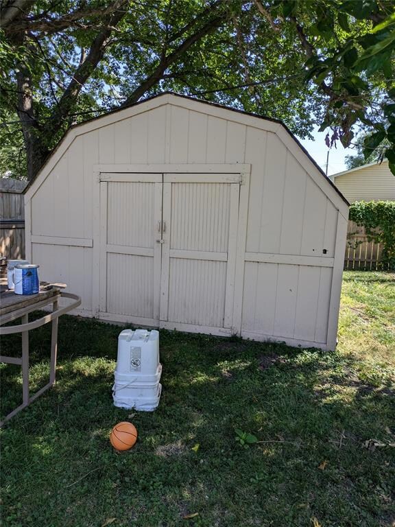 Shed