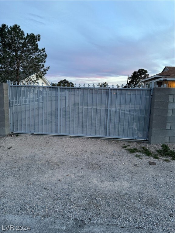 front car gate entrance