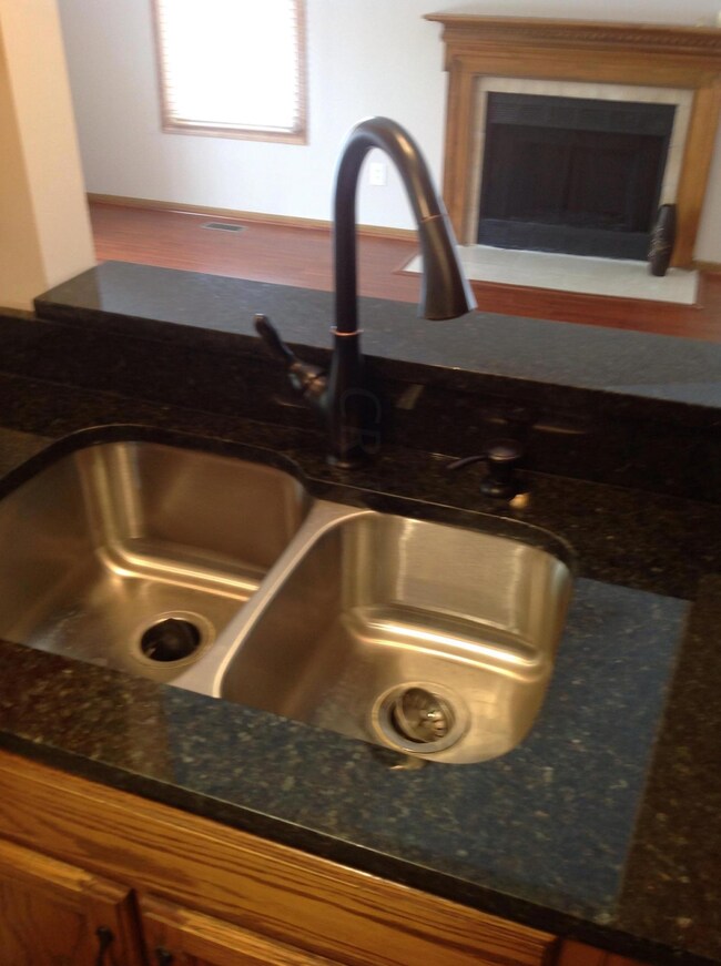 6339 Little Deer Ln, Columbus, OH 43213 - photo 7