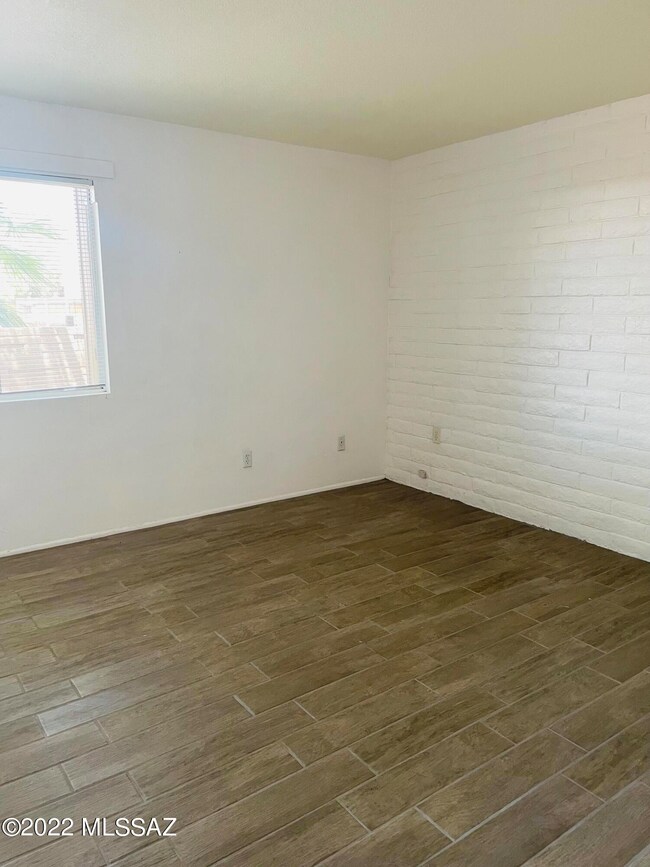 3836 N Park Ave, Tucson, AZ 85719 - photo 7