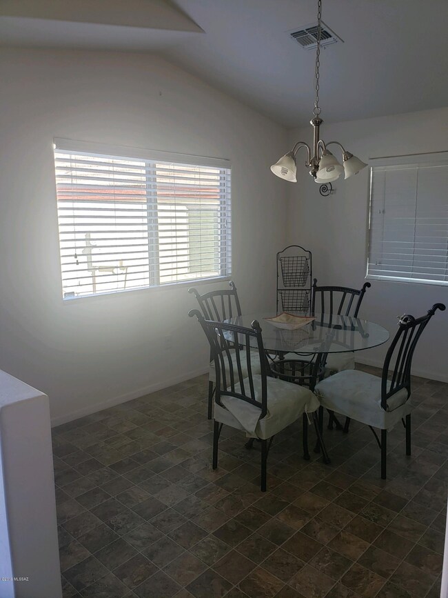 6473 S Kite Drive, Tucson, AZ