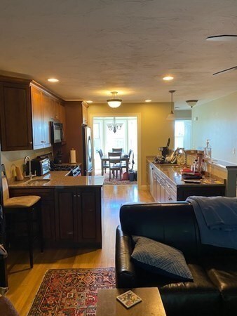 30 Johnson St unit 1, Worcester, MA 01604 - photo 2