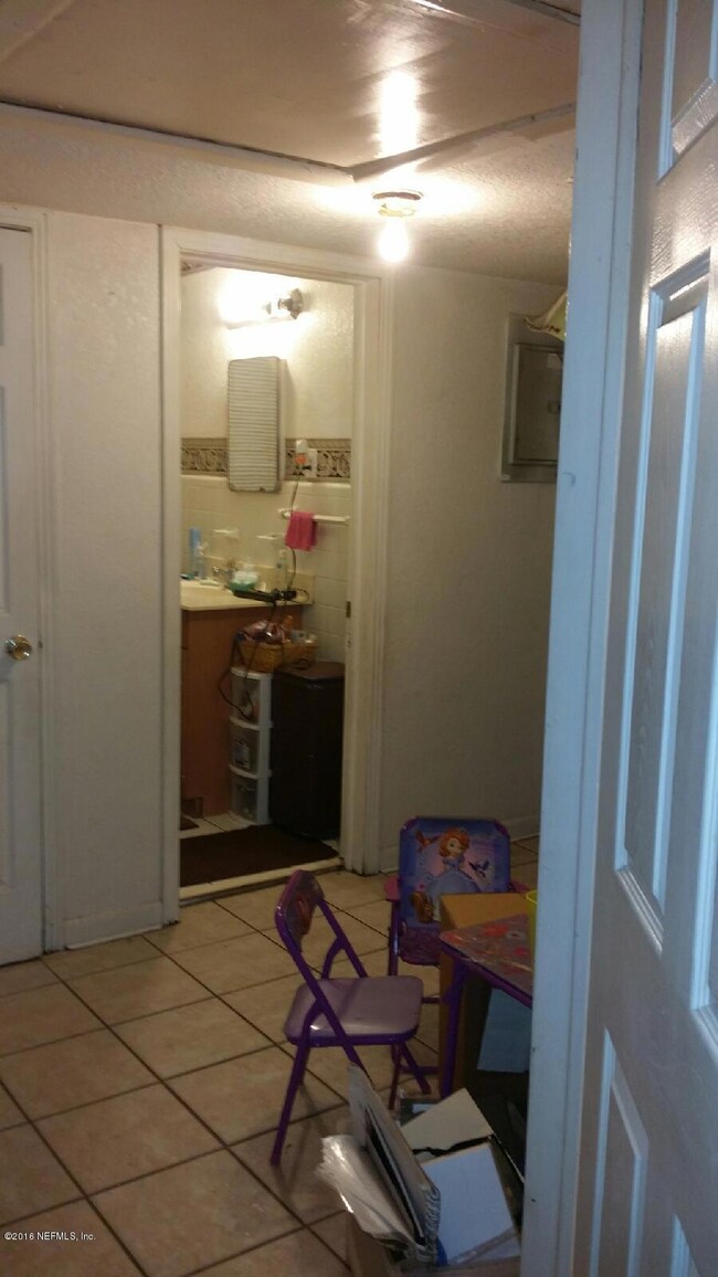 1127 Labelle St, Jacksonville, FL 32205 - photo 3