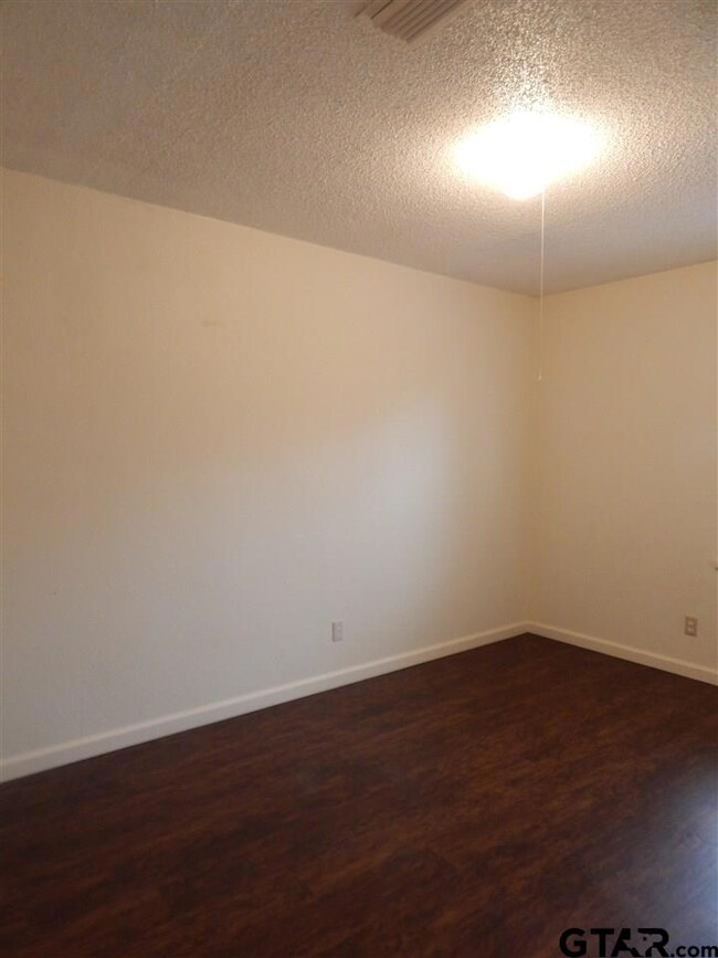 1617 1617 Milam, Tyler, TX 75701 - photo 6