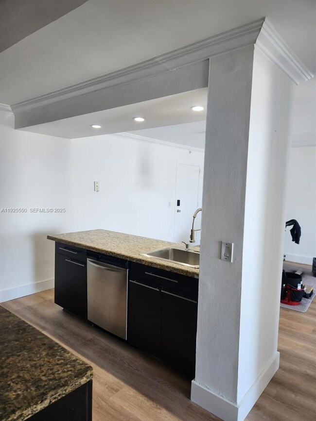 Vecino Del Mar unit 914, North Miami, FL 33181 - photo 5