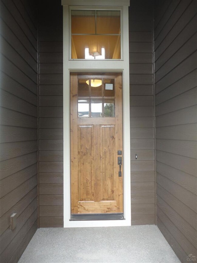 61155 Ambassador Dr, Bend, OR 97702 - photo 2