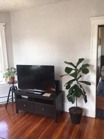 87 Wheatland St unit 3, Somerville, MA 02145 - photo 4