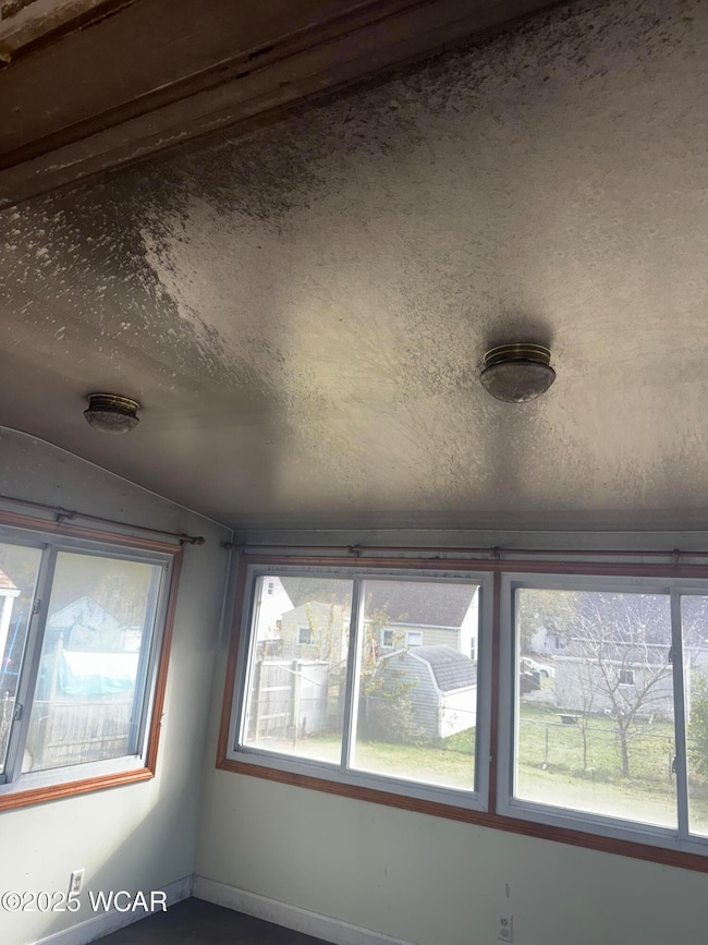 2035 W Wayne St, Lima, OH 45805 - photo 7